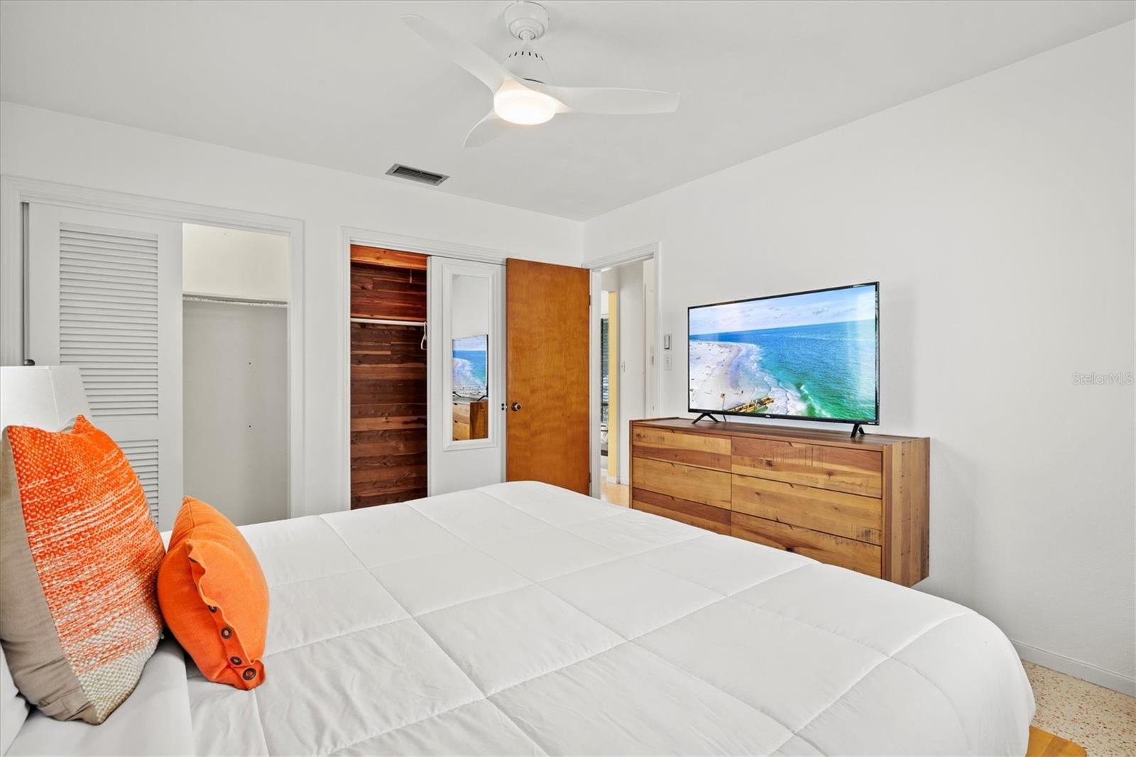 RINGLING PARK - Residential Lease