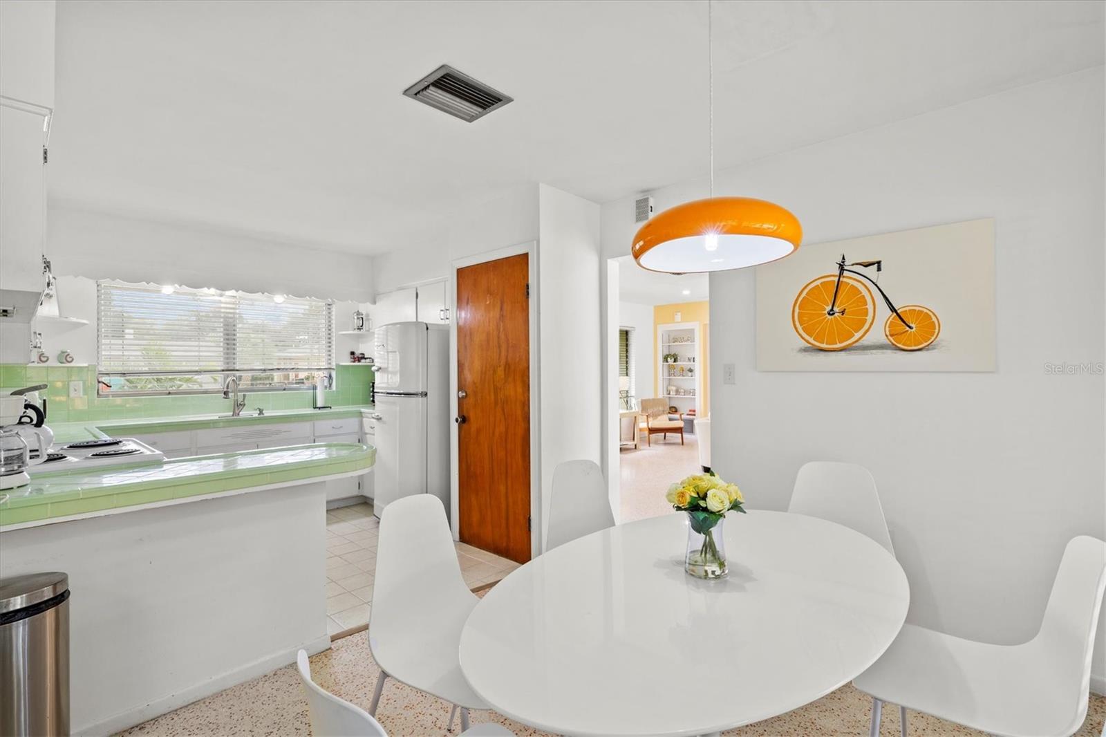 RINGLING PARK - Residential Lease