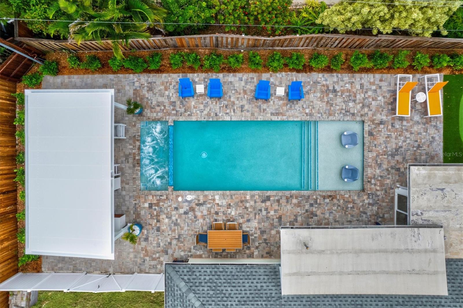 RINGLING PARK - Residential Lease