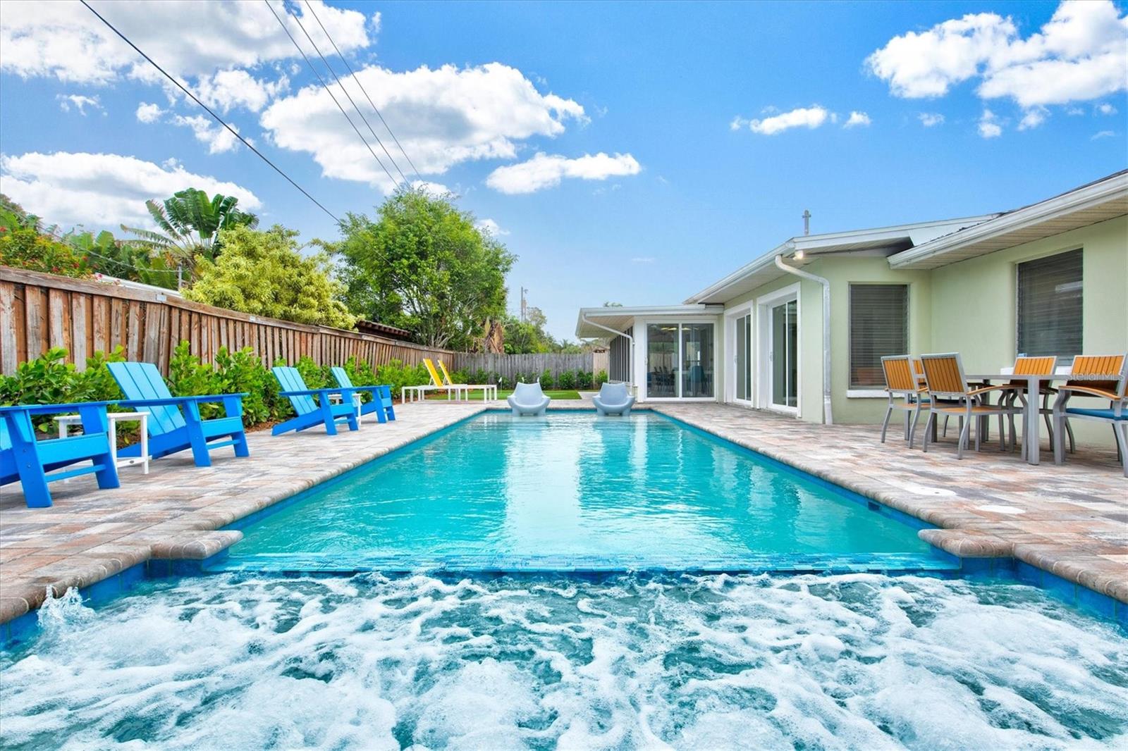 RINGLING PARK - Residential Lease