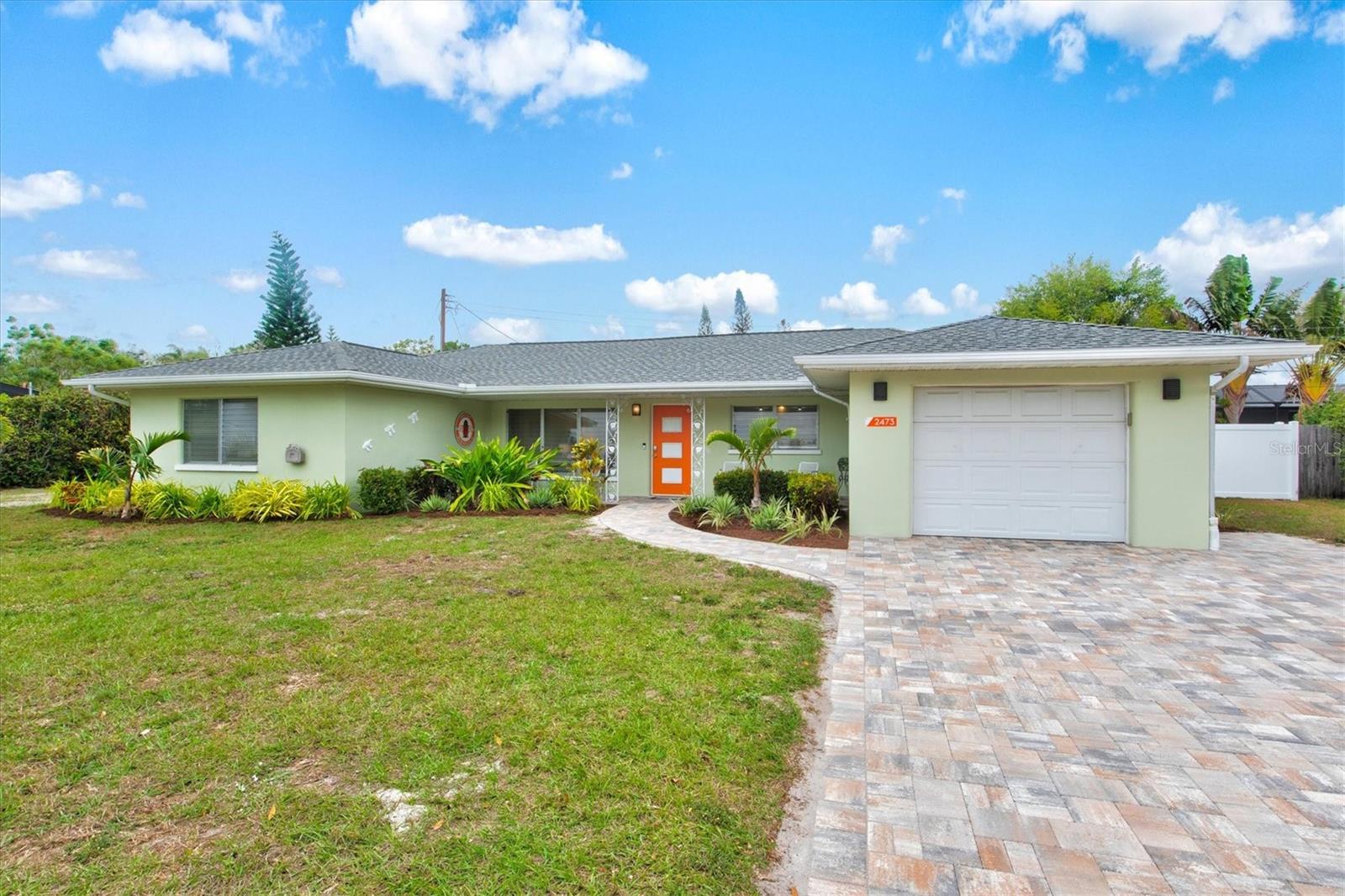 RINGLING PARK - Residential Lease