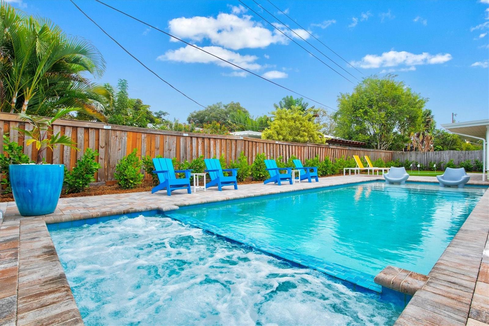 RINGLING PARK - Residential Lease