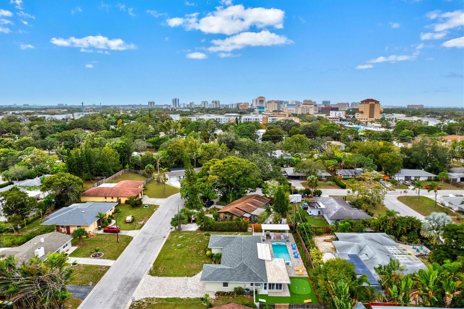 RINGLING PARK - Residential Lease