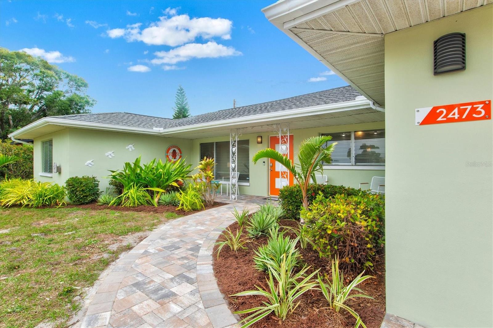 RINGLING PARK - Residential Lease