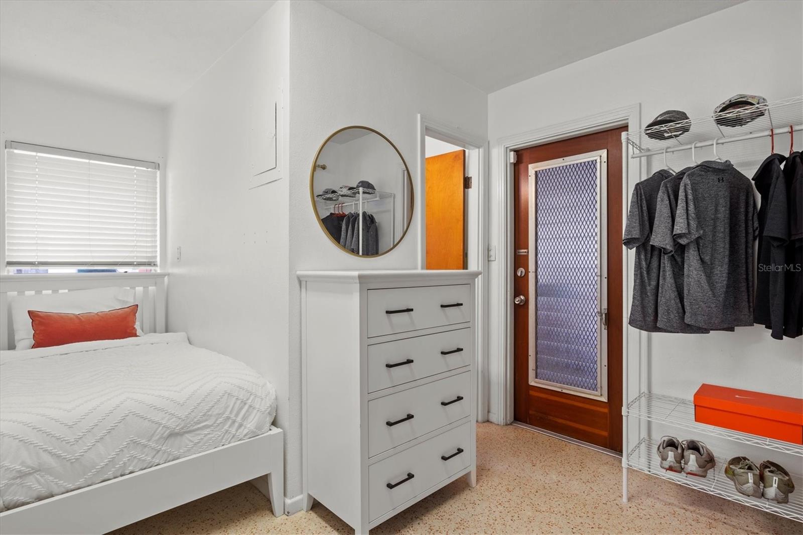 RINGLING PARK - Residential Lease