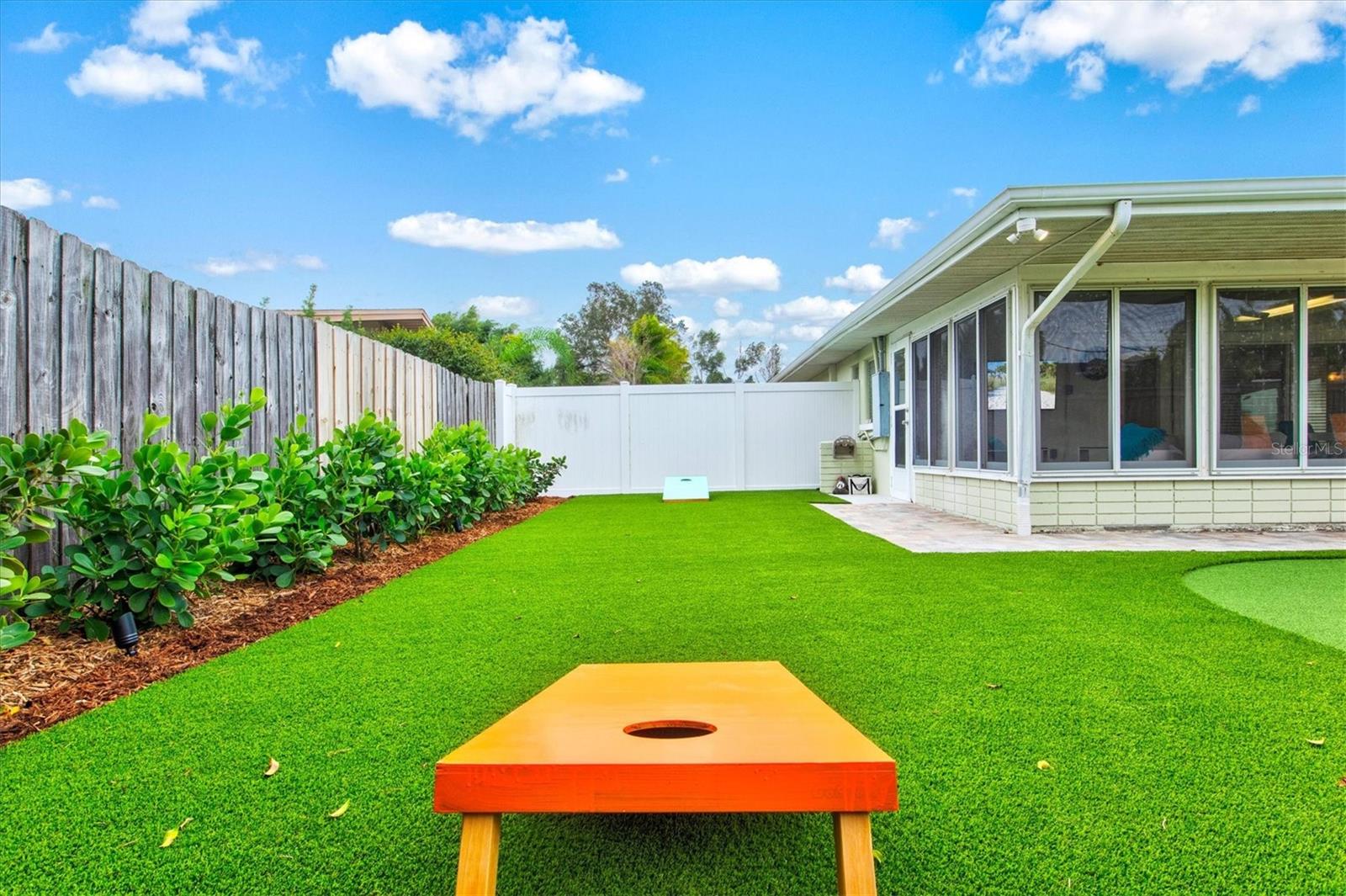 RINGLING PARK - Residential Lease