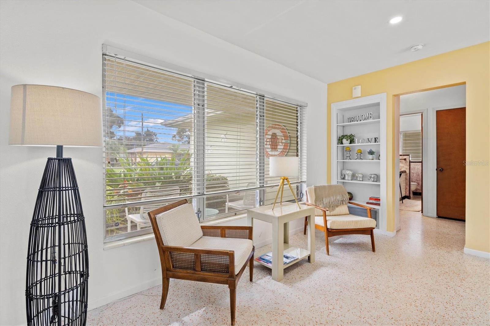 RINGLING PARK - Residential Lease