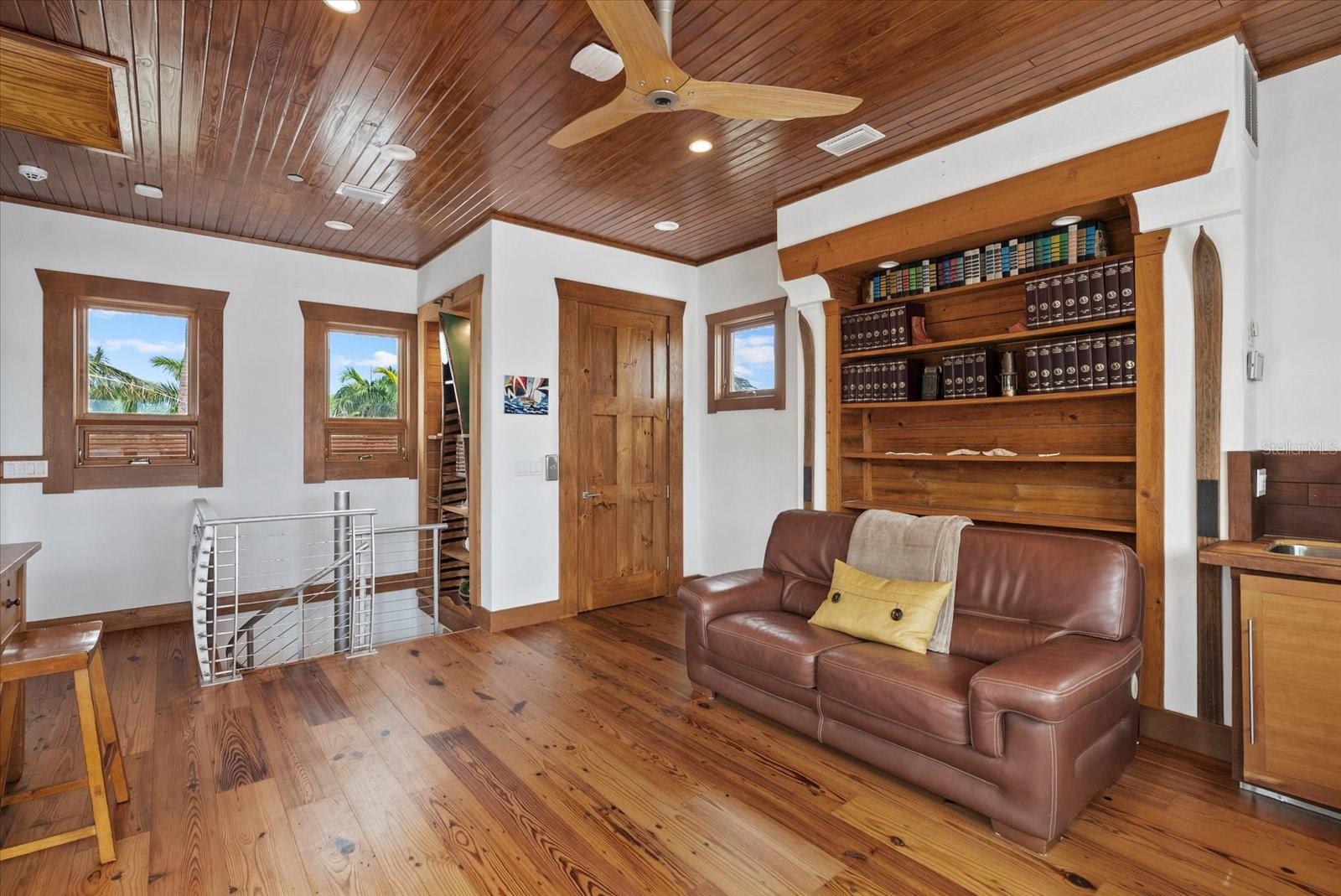 BAY BEACH - Residential