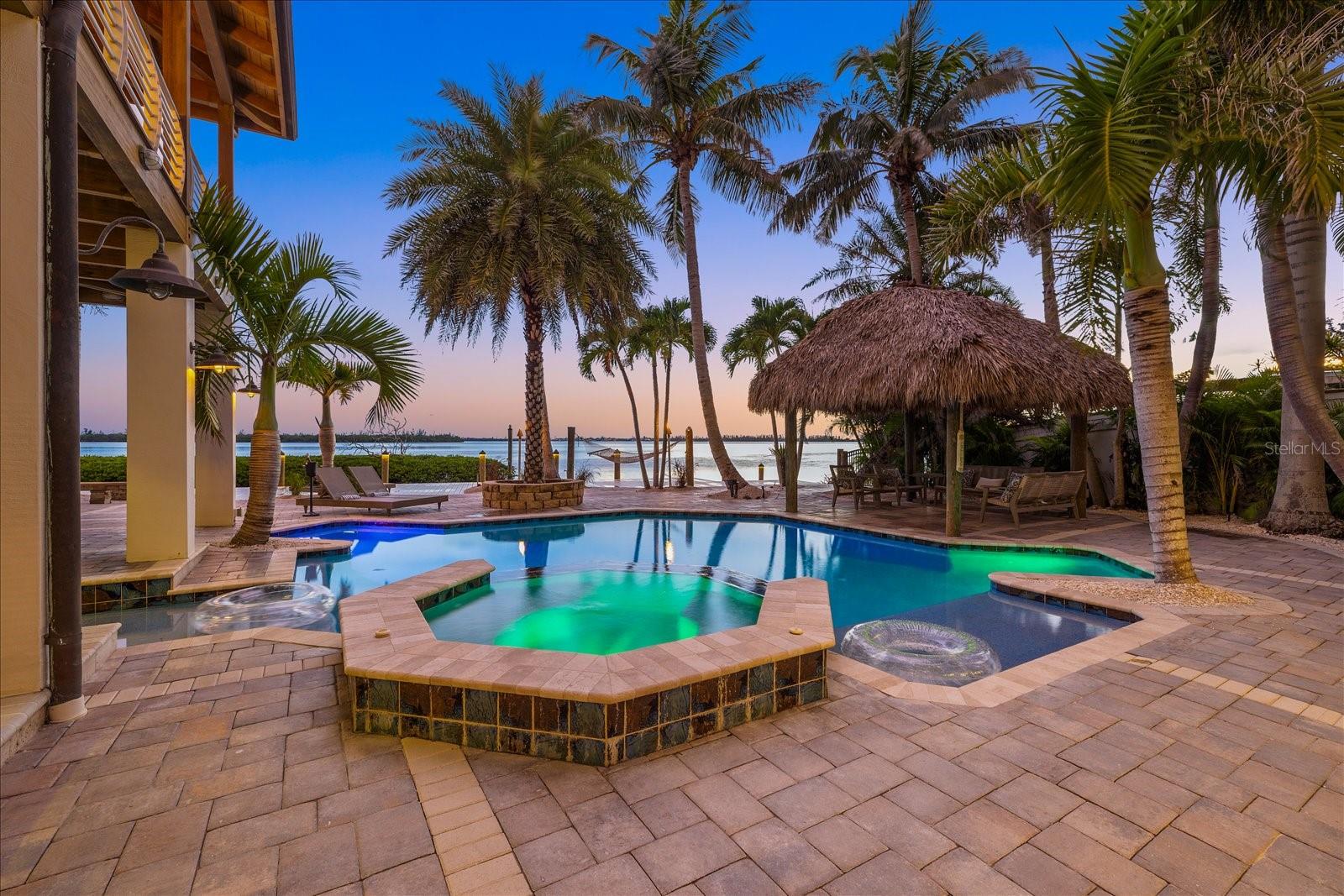 BAY BEACH - Residential