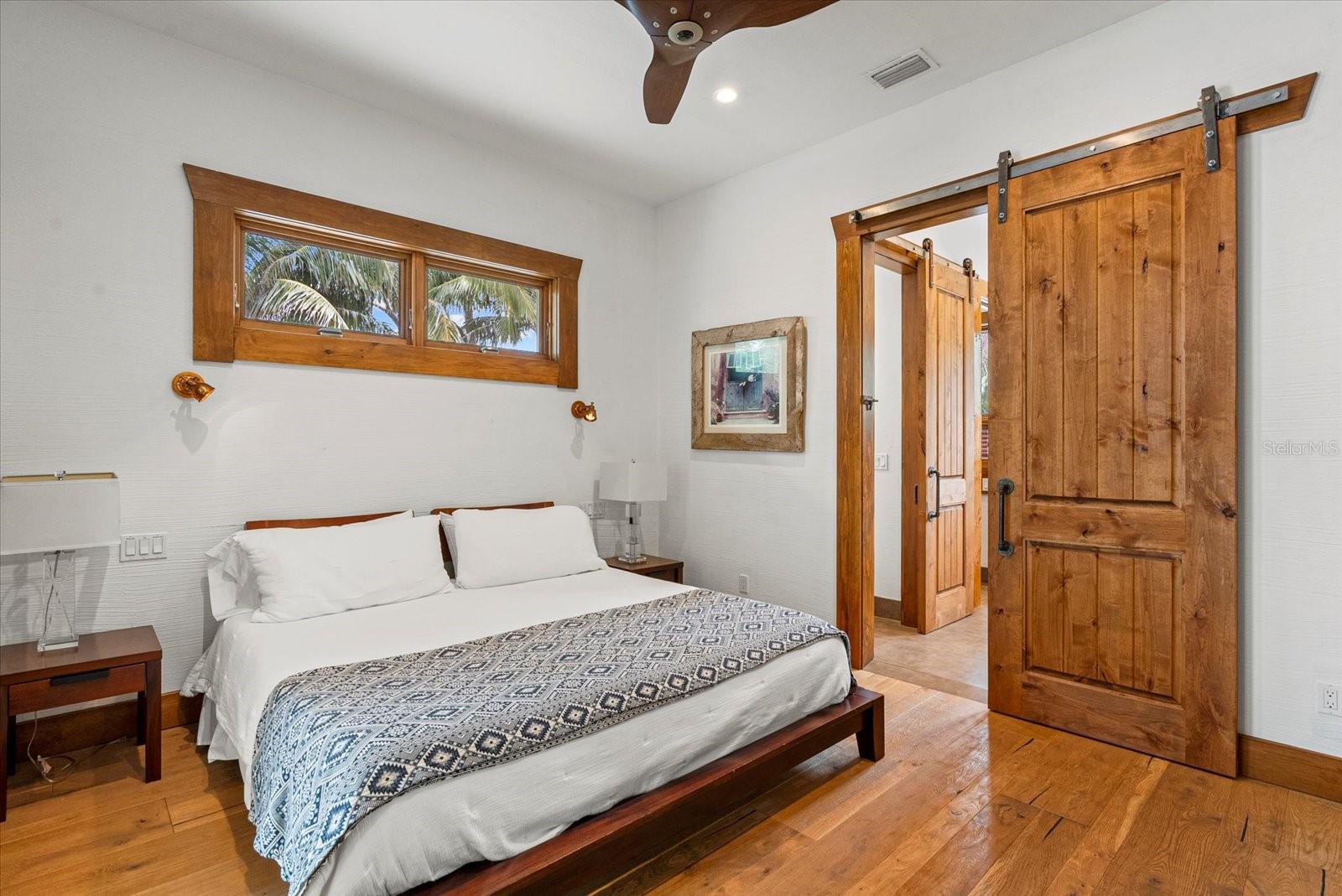 BAY BEACH - Residential