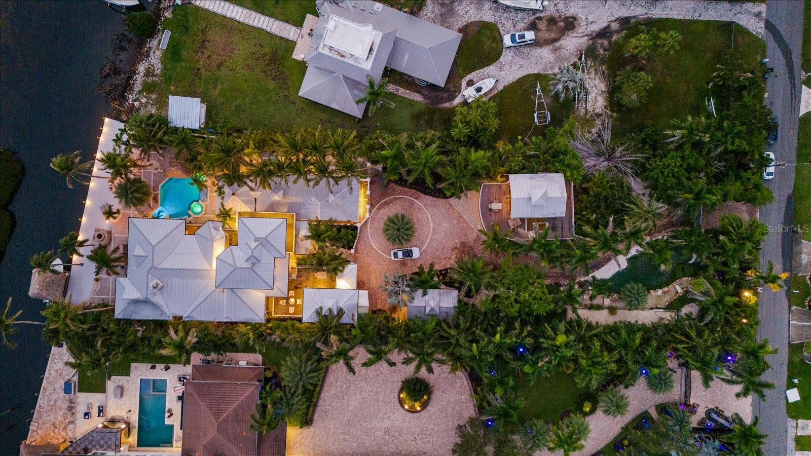 BAY BEACH - Residential