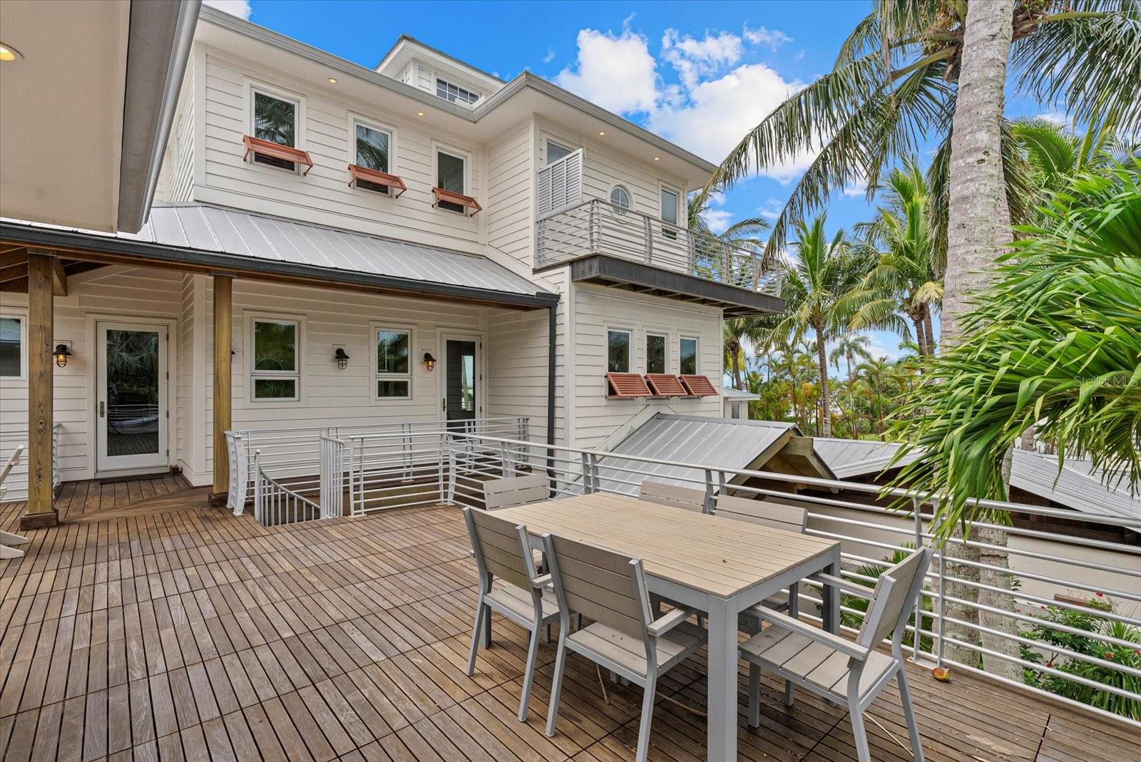 BAY BEACH - Residential