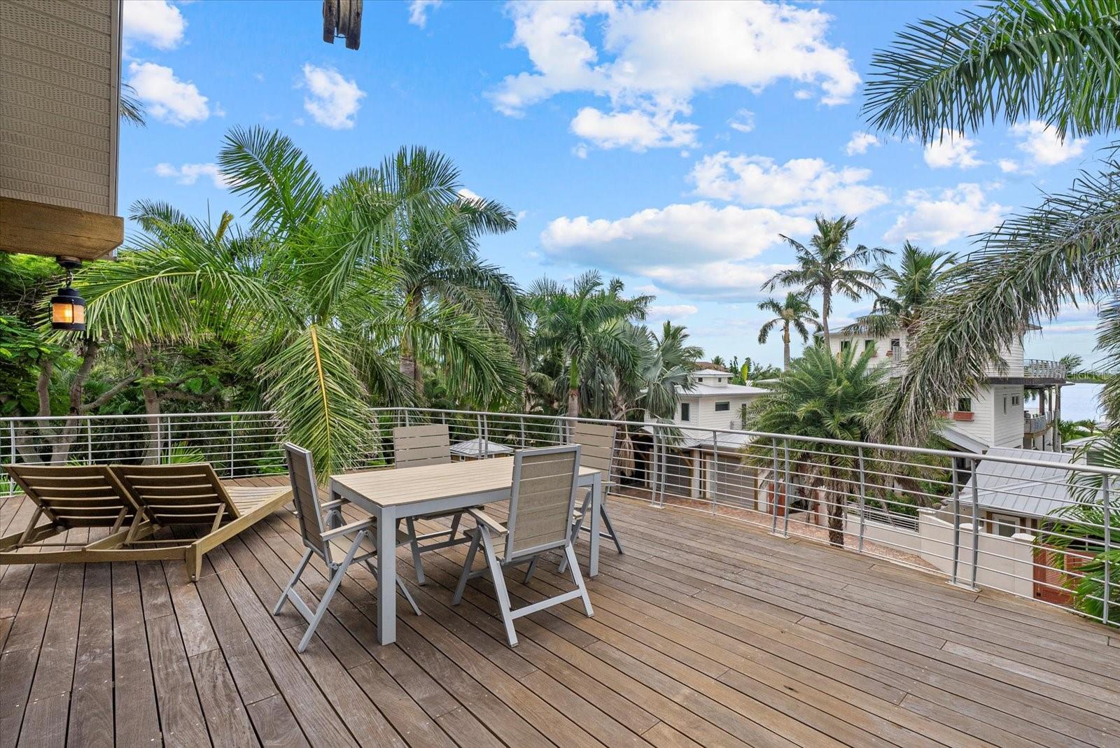 BAY BEACH - Residential