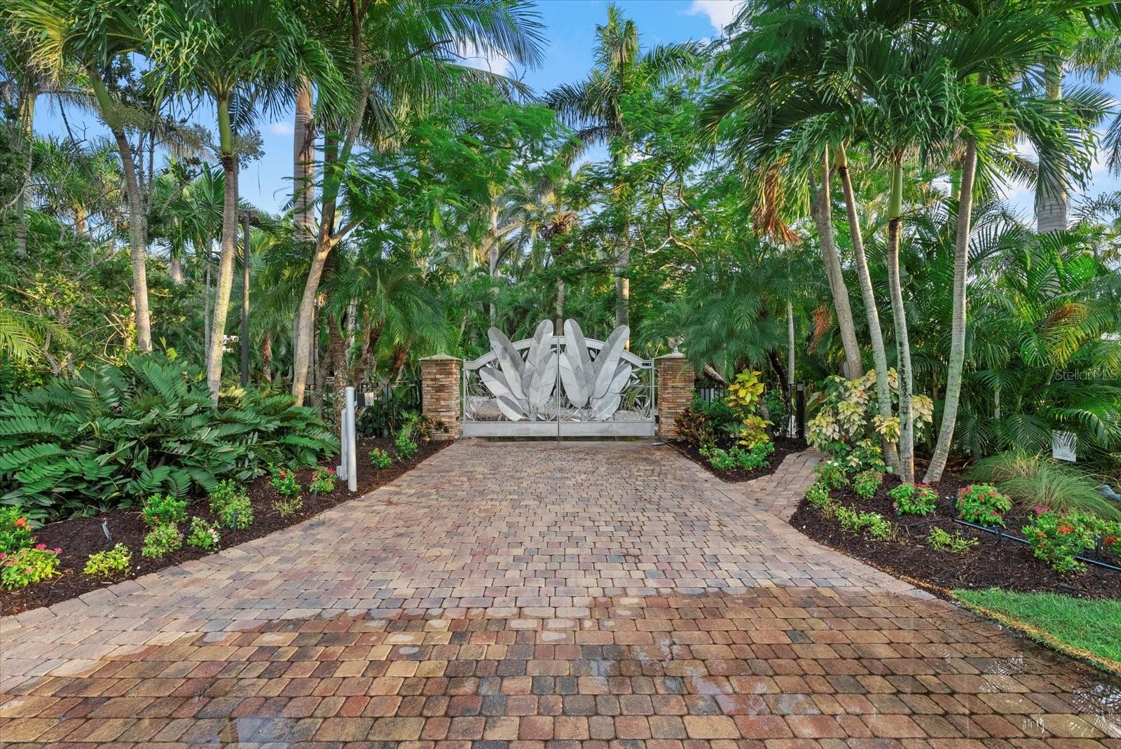 BAY BEACH - Residential