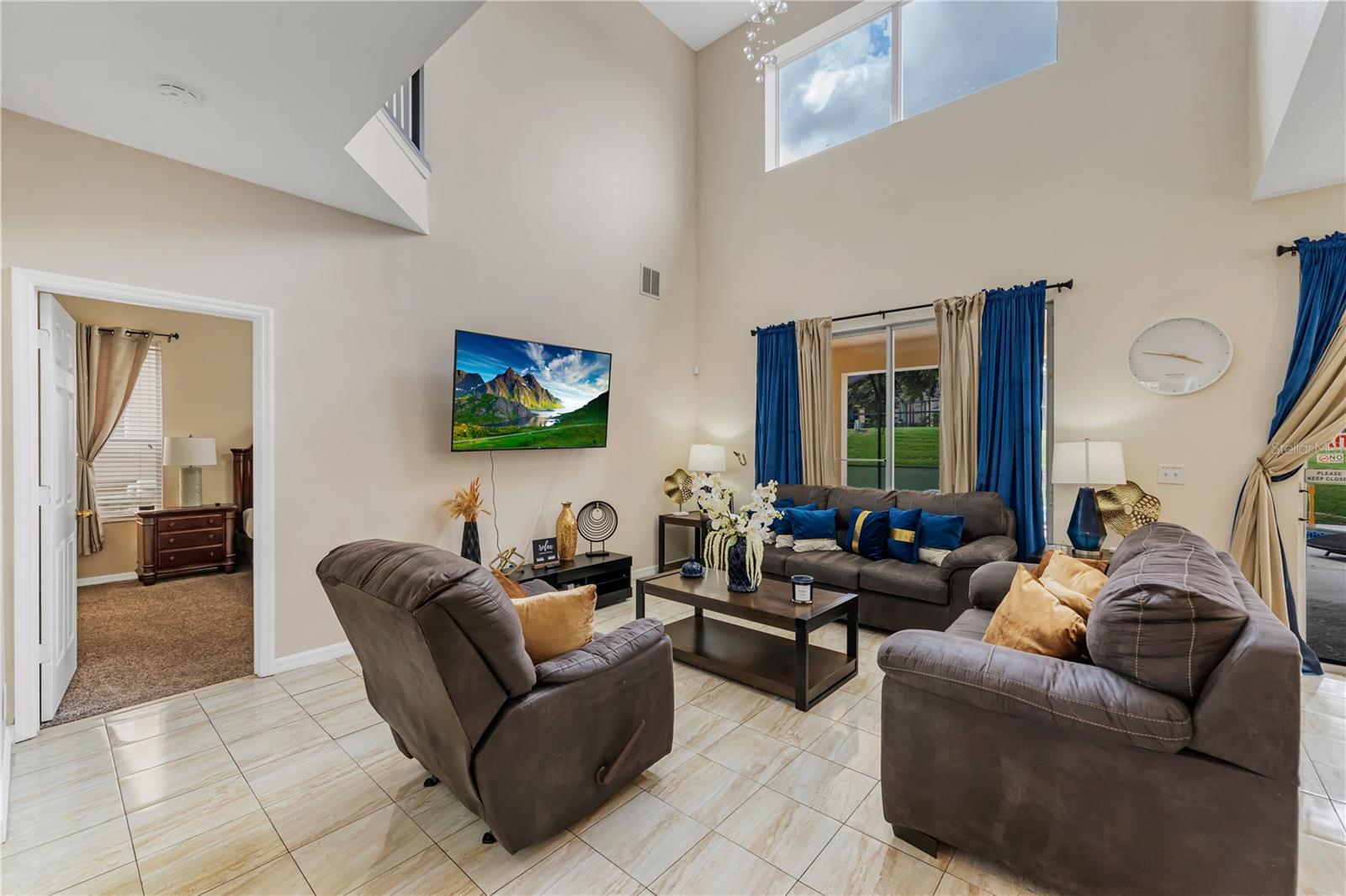 EMERALD ISLAND RESORT PH 5B - Residential Lease