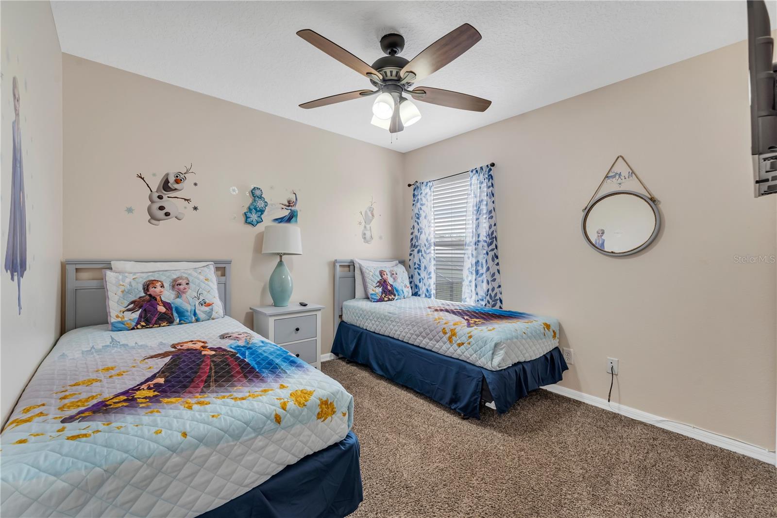 EMERALD ISLAND RESORT PH 5B - Residential Lease