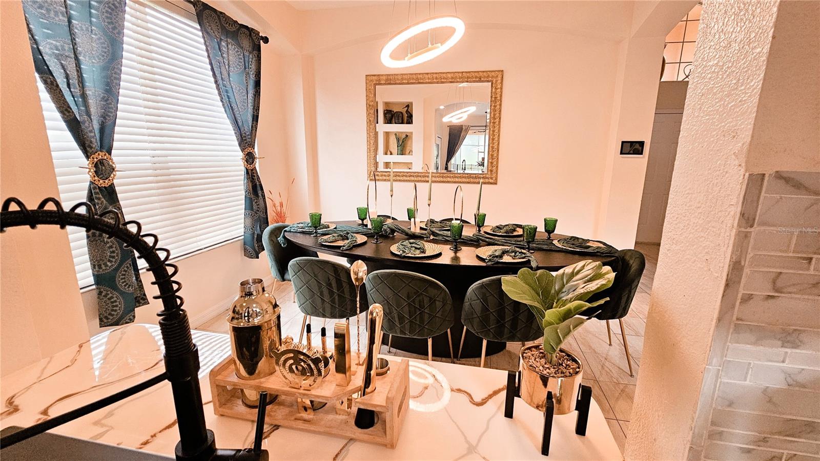 EMERALD ISLAND RESORT PH 5B - Residential Lease