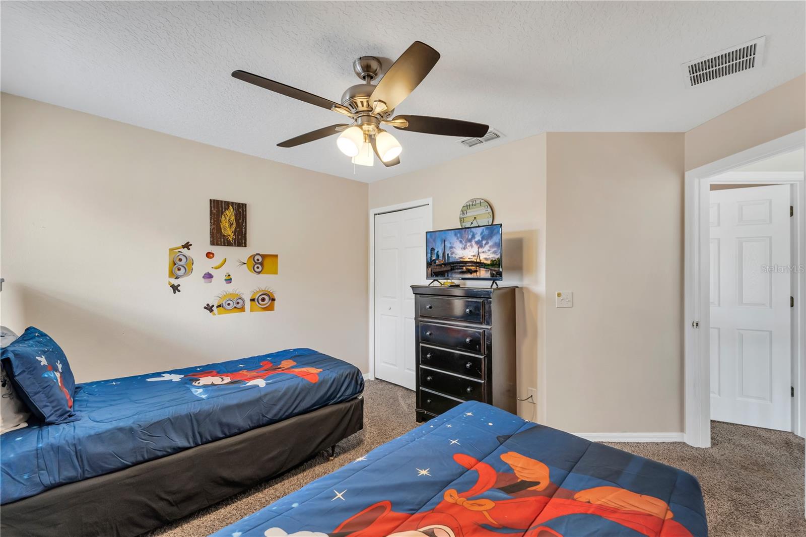 EMERALD ISLAND RESORT PH 5B - Residential Lease