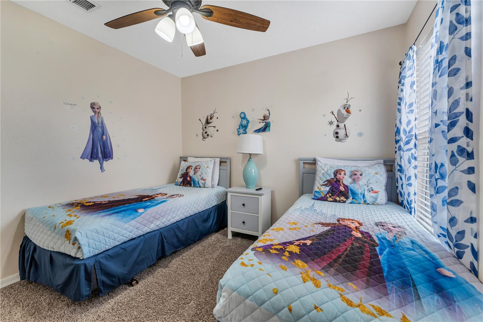 EMERALD ISLAND RESORT PH 5B - Residential Lease