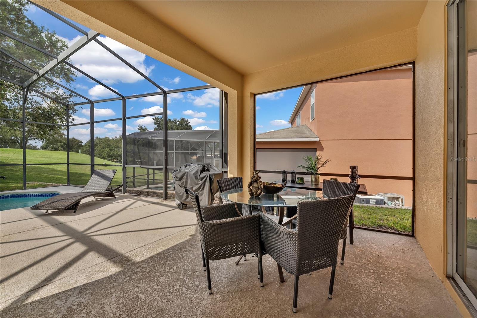 EMERALD ISLAND RESORT PH 5B - Residential Lease