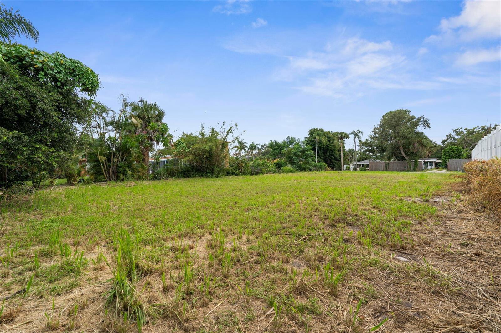 BAY POINT CORR OF - Land