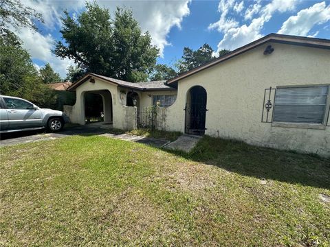A home in DELTONA