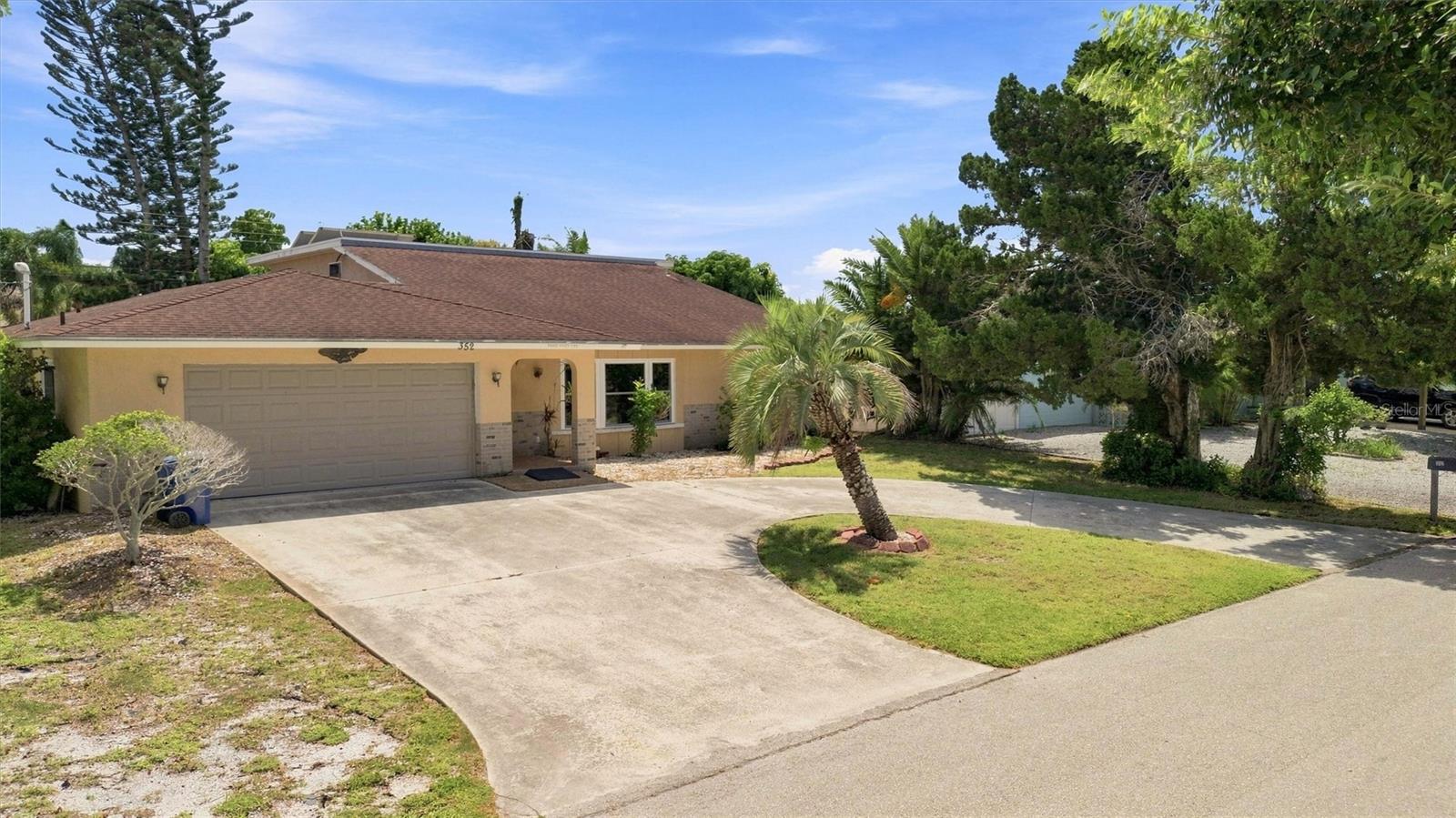 352 LAKE ROAD, VENICE, FL, 34293 3 352 LAKE ROAD