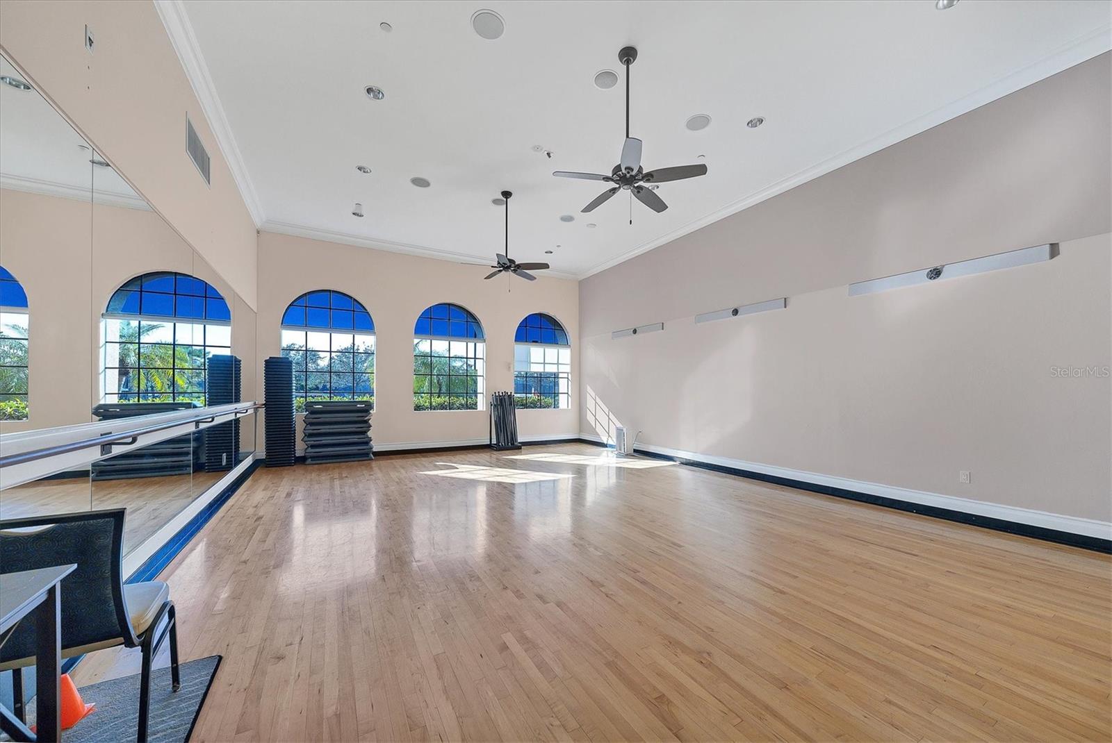 VENETIAN GOLF & RIVER CLUB - Residential Lease