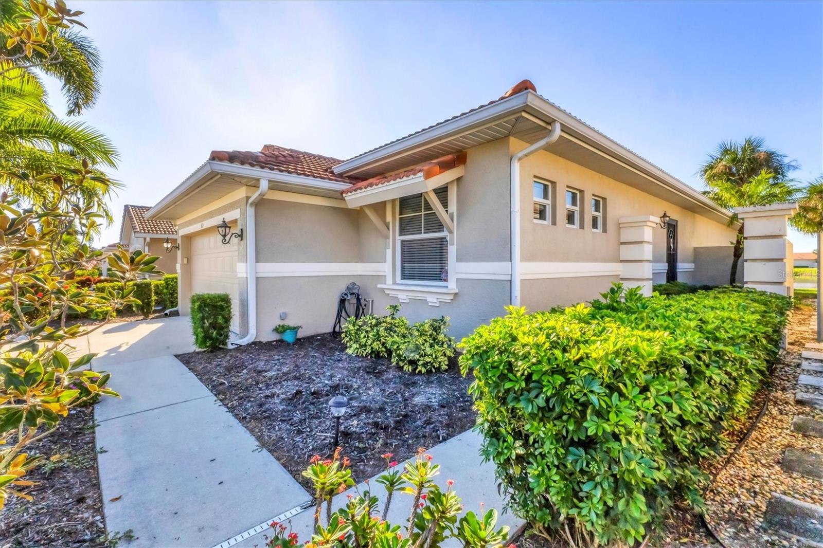 VENETIAN GOLF & RIVER CLUB - Residential Lease