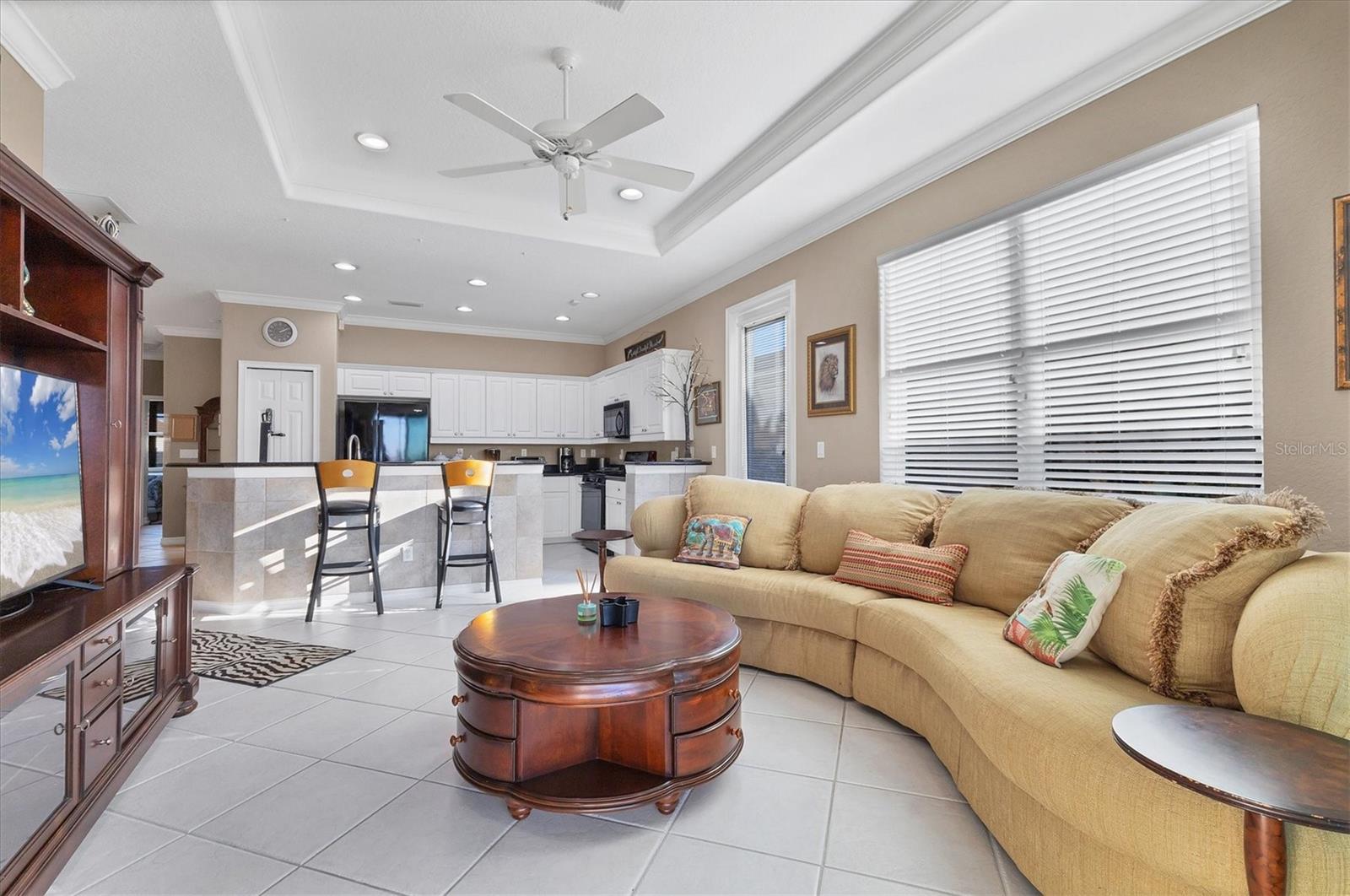 VENETIAN GOLF & RIVER CLUB - Residential Lease
