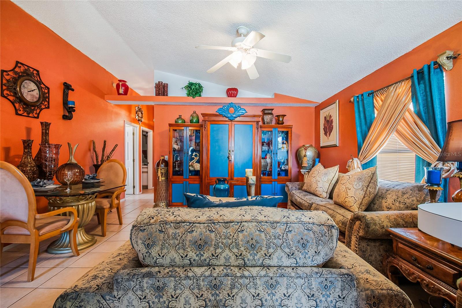 EDGEWATER SHORES - Residential