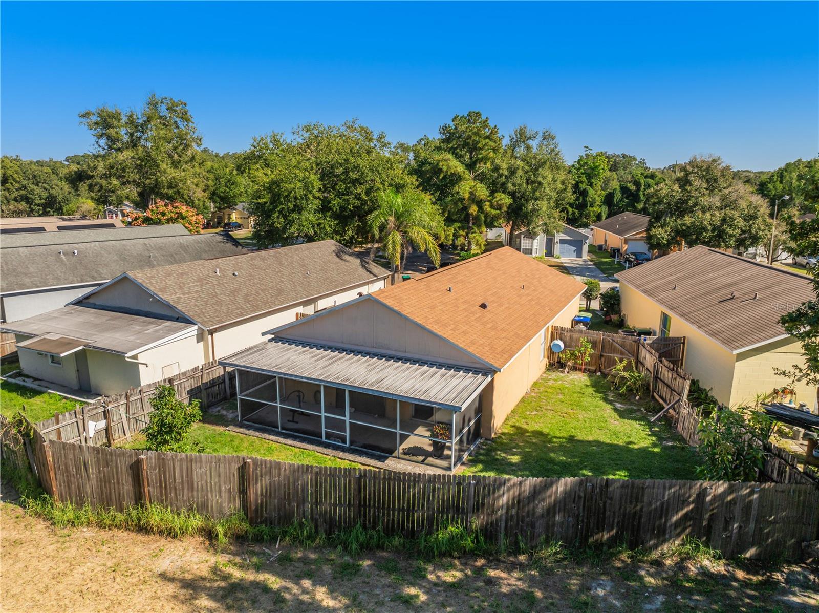 EDGEWATER SHORES - Residential