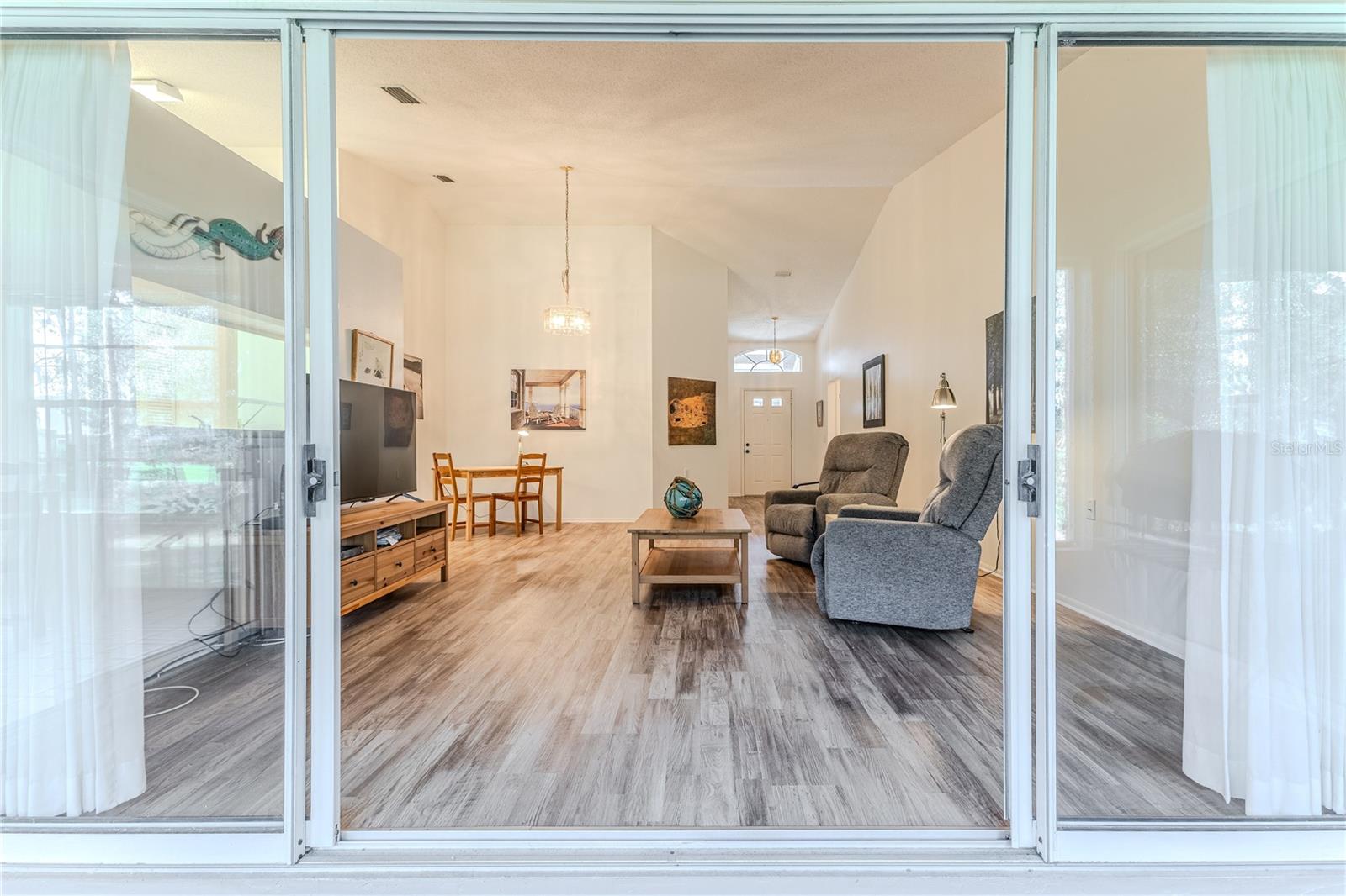 TIMBER PINES - Residential