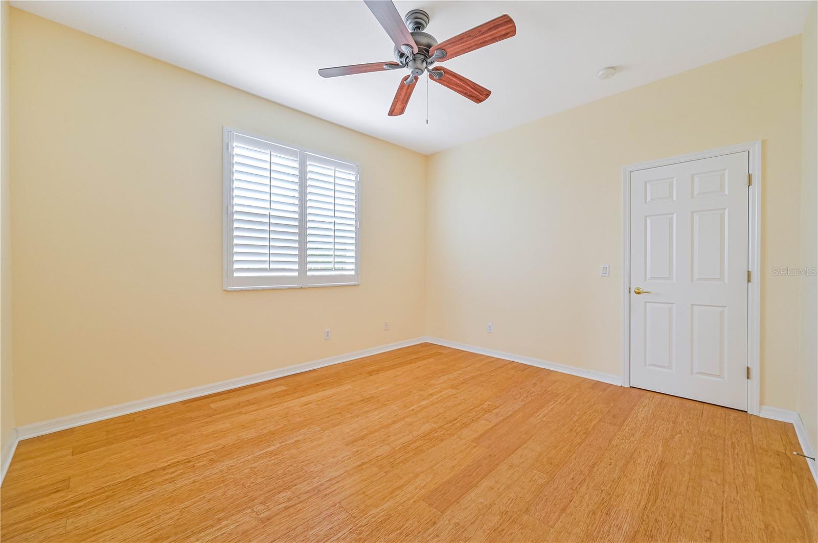 BOCA VISTA BURNT STORE LAKES - Residential