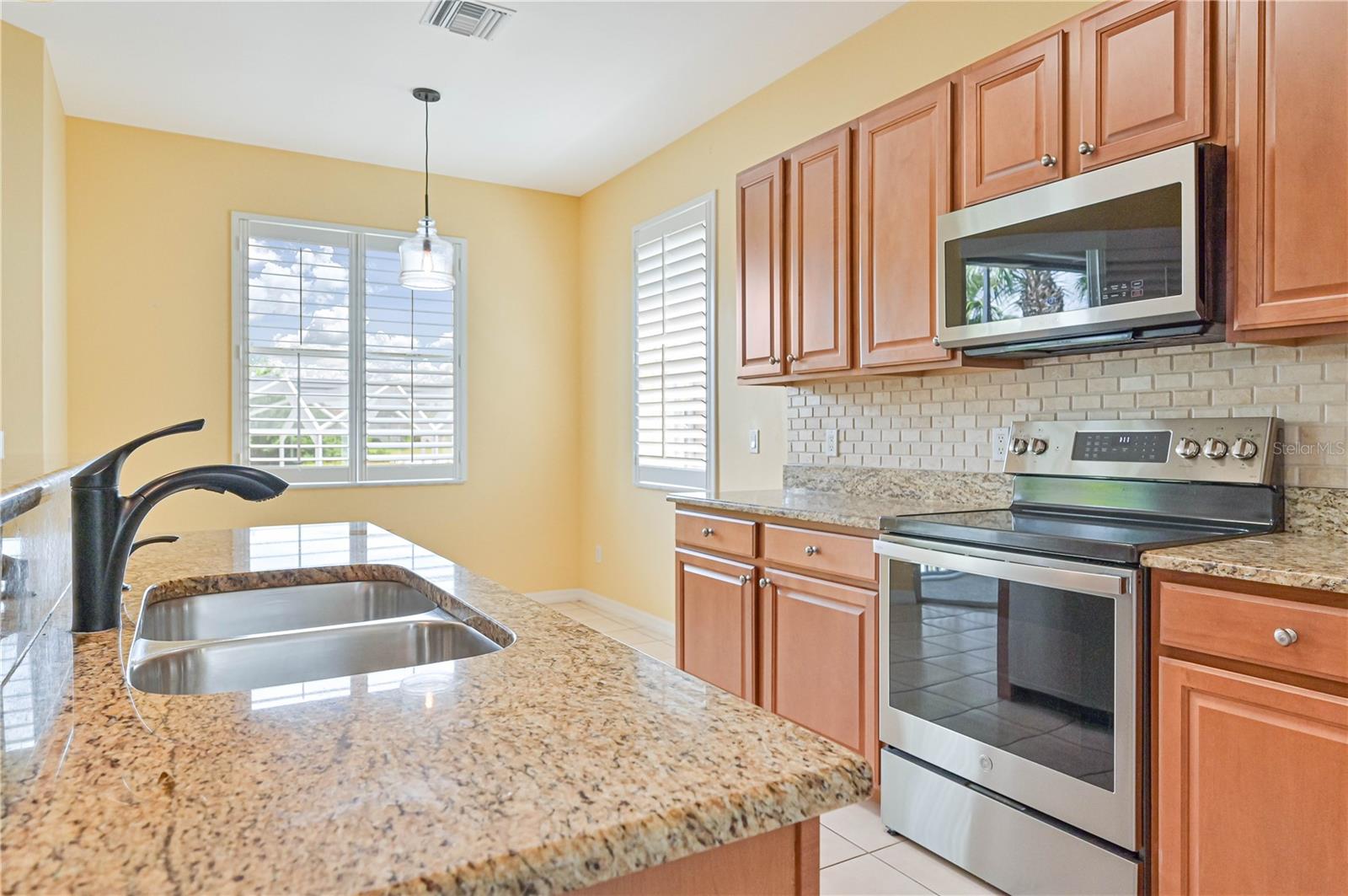 BOCA VISTA BURNT STORE LAKES - Residential