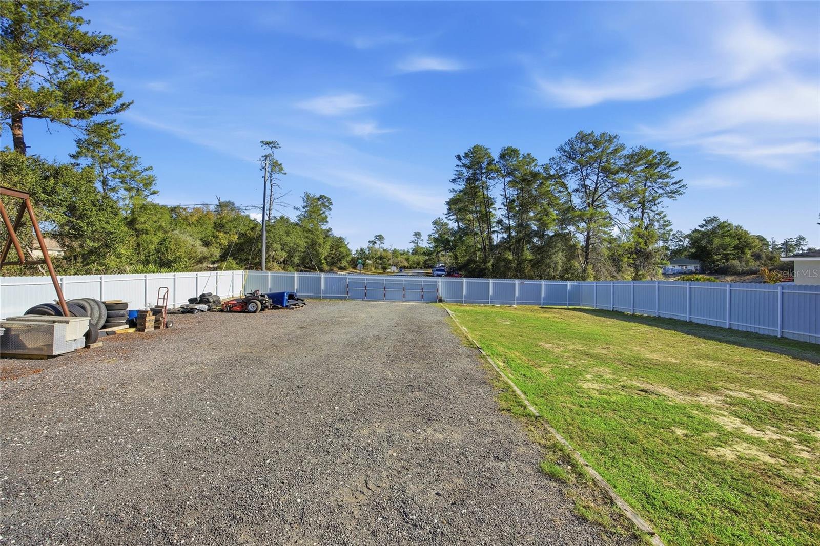 MARION OAKS UN 03 - Residential