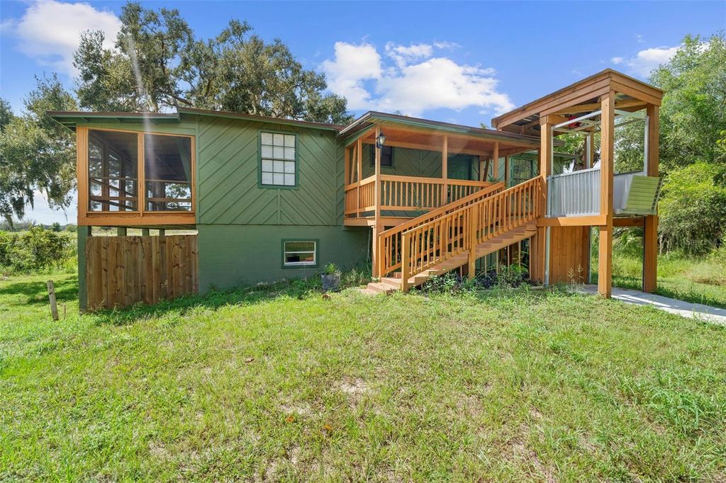 Photo of 15945 Villa City Road, Groveland, FL 34736 (MLS # O6350064)