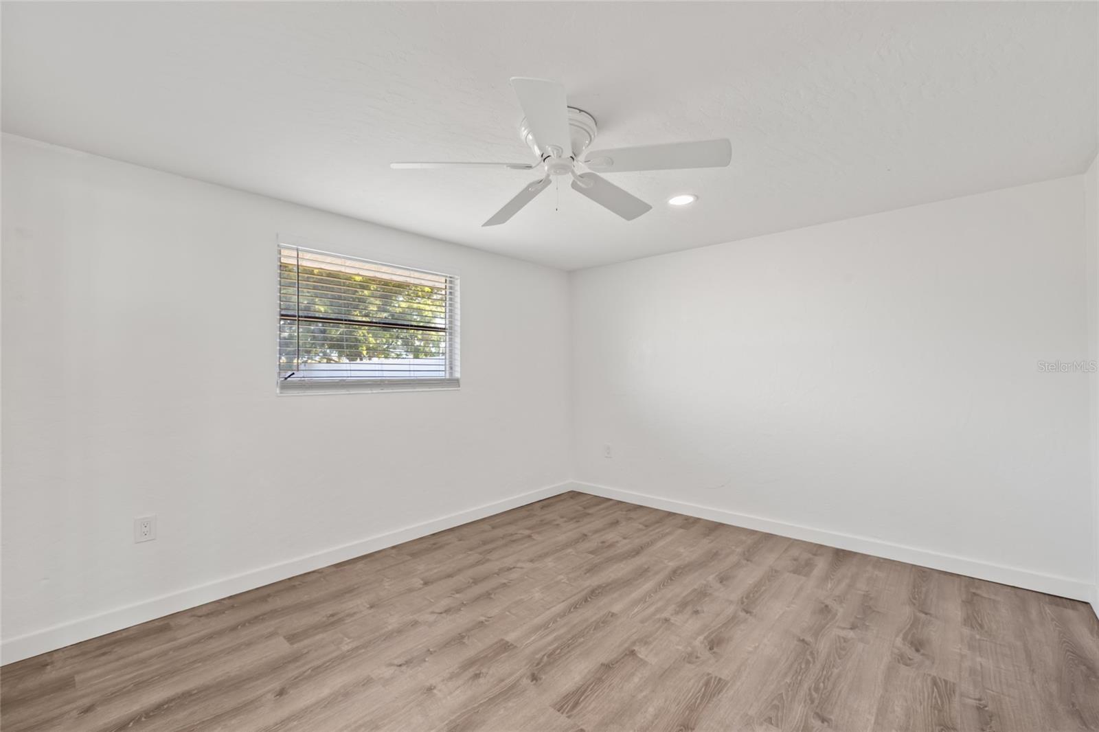 GULF GATE - Residential Lease