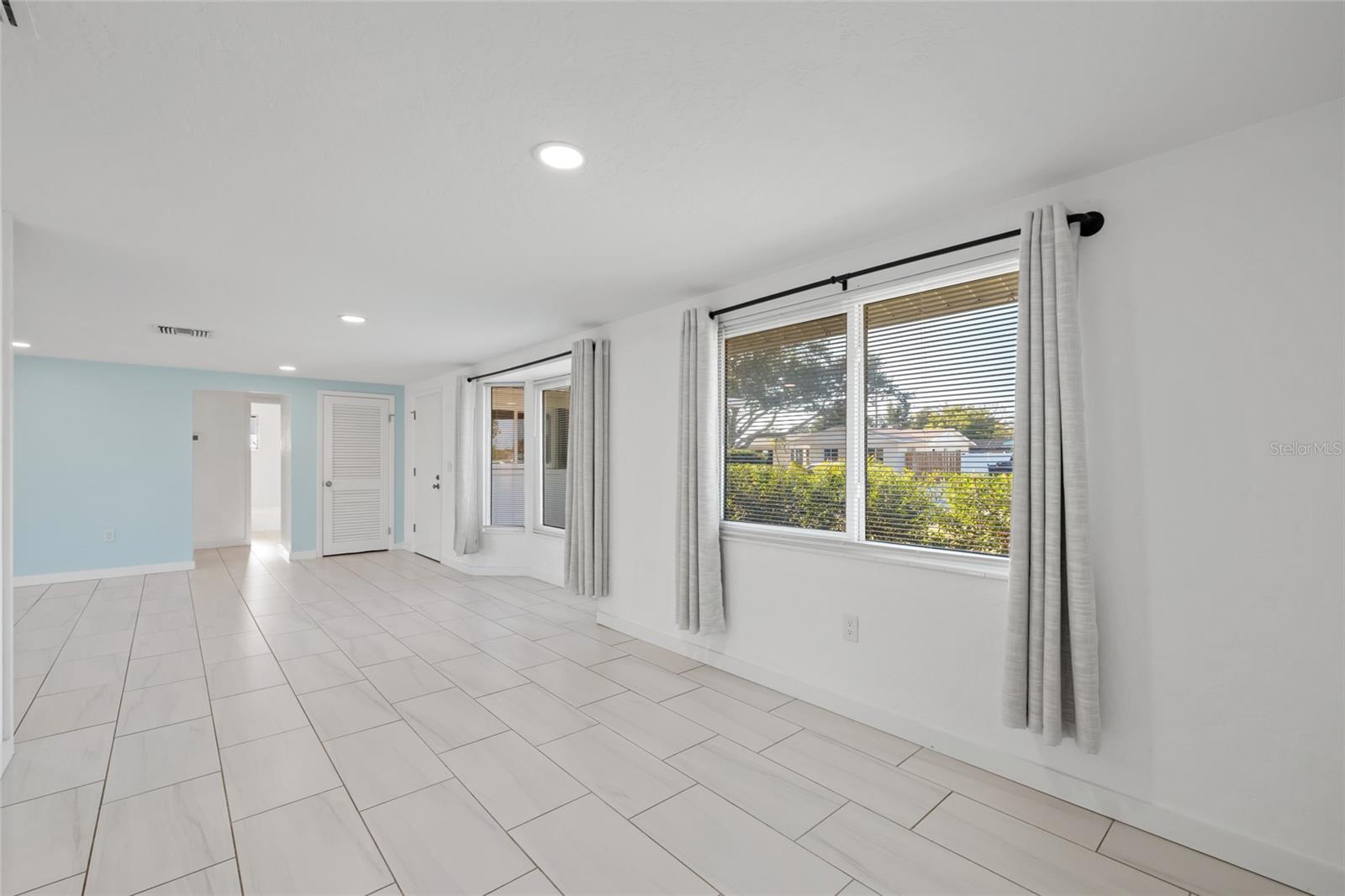 GULF GATE - Residential Lease