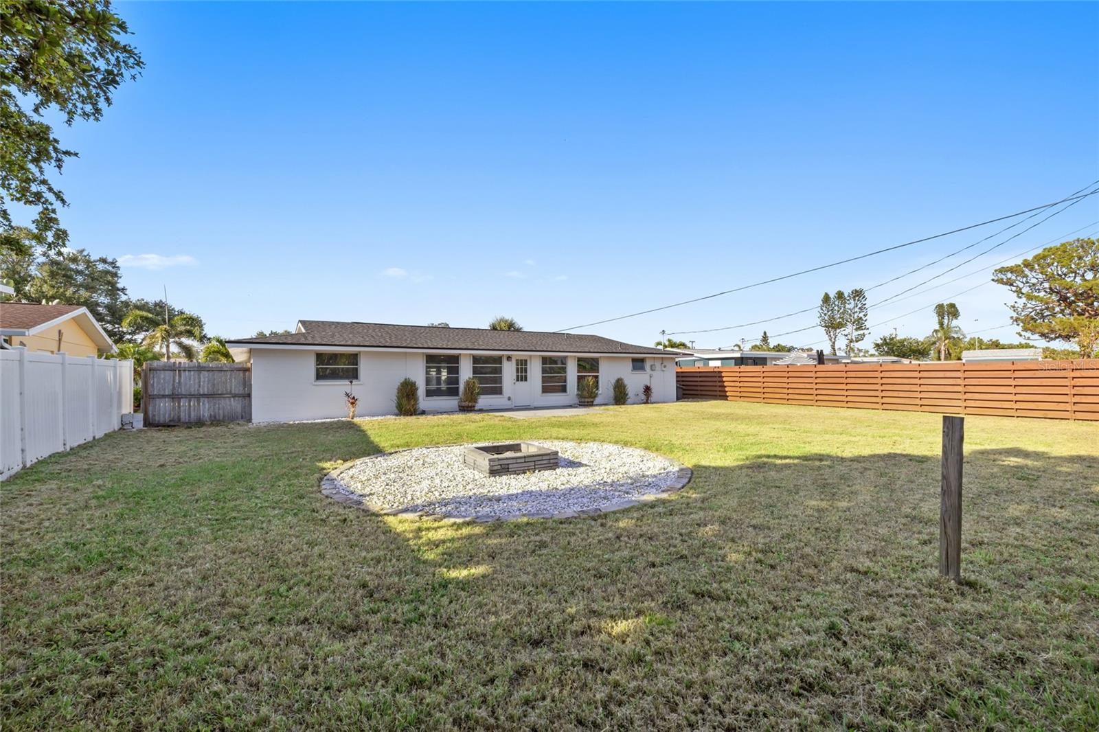 GULF GATE - Residential Lease