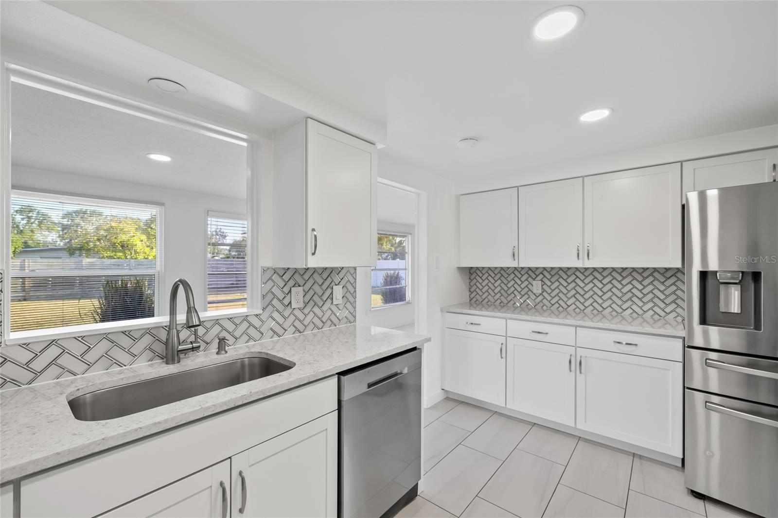 GULF GATE - Residential Lease