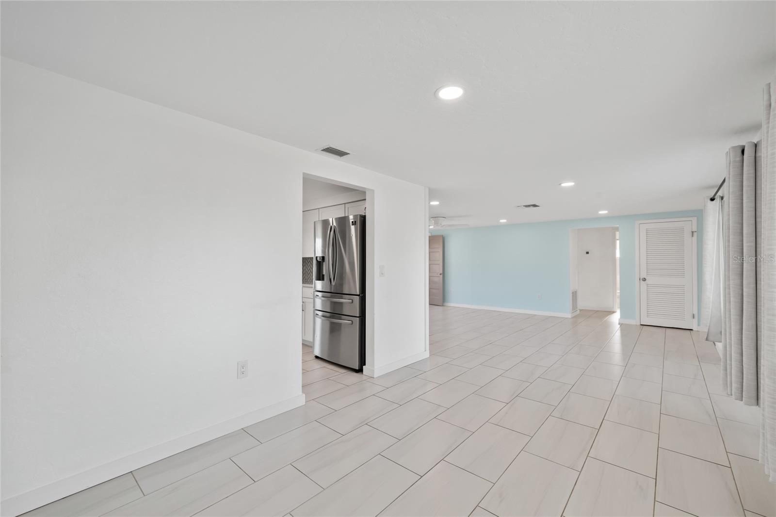 GULF GATE - Residential Lease