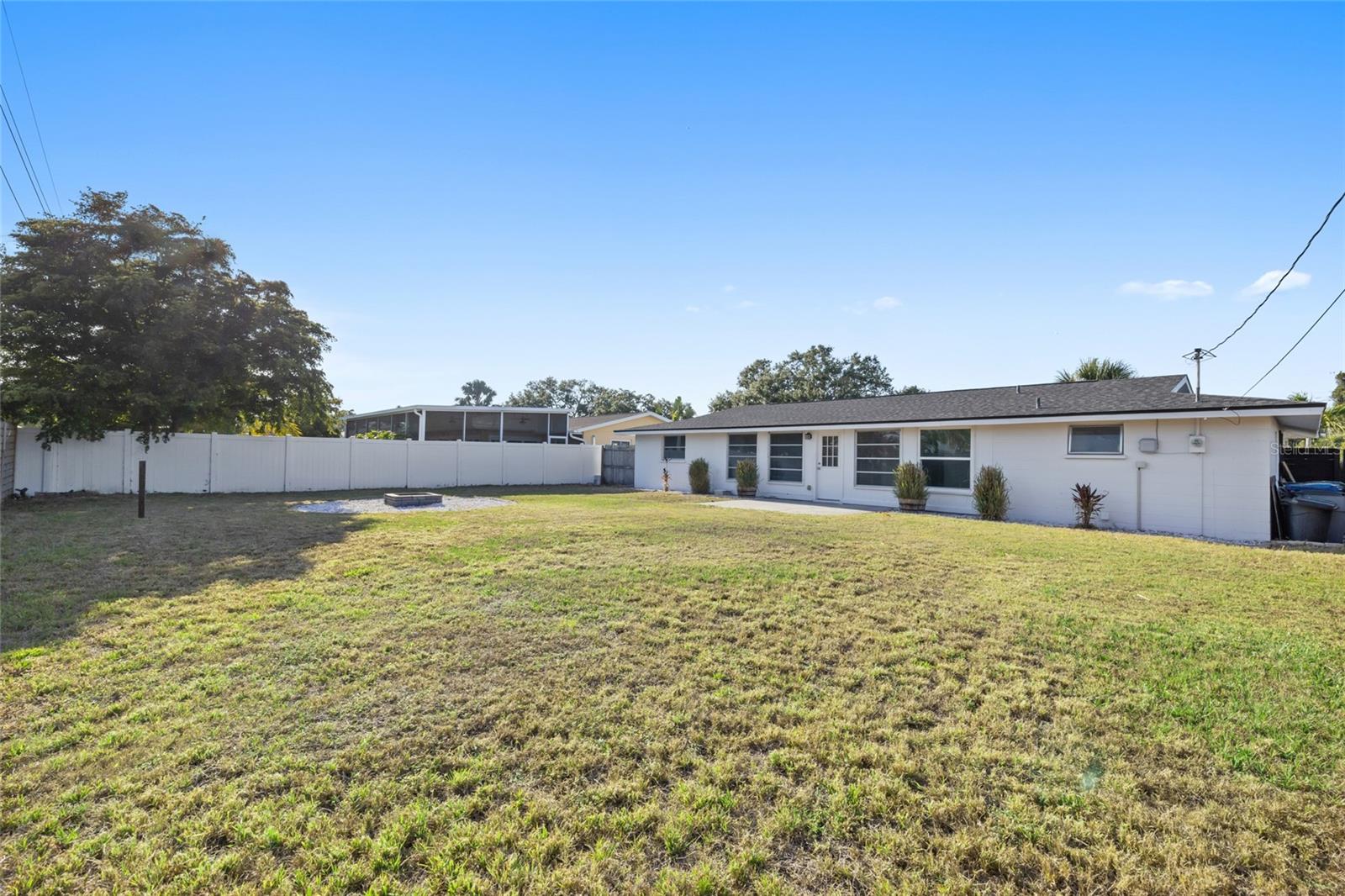 GULF GATE - Residential Lease