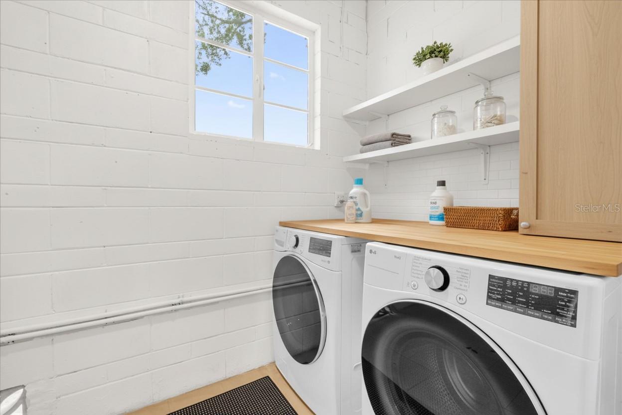 COLONIAL ACRES - Residential