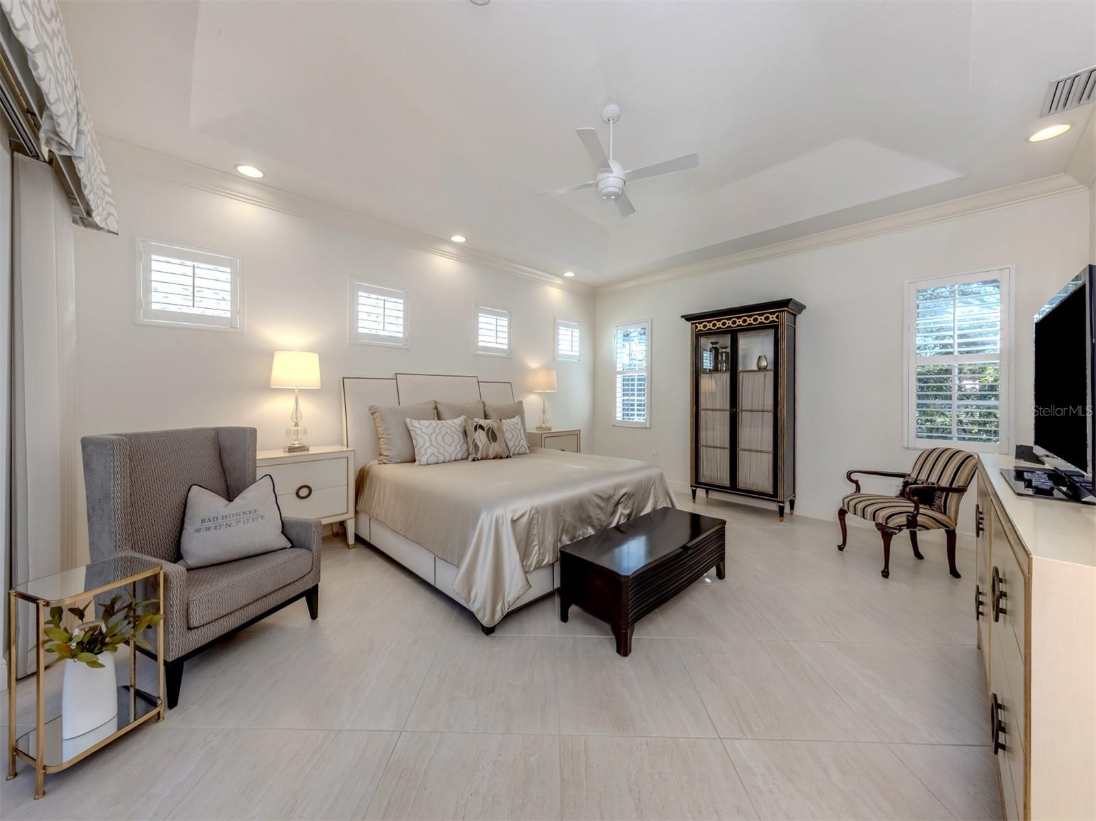 VENICE GOLF & COUNTRY CLUB - Residential