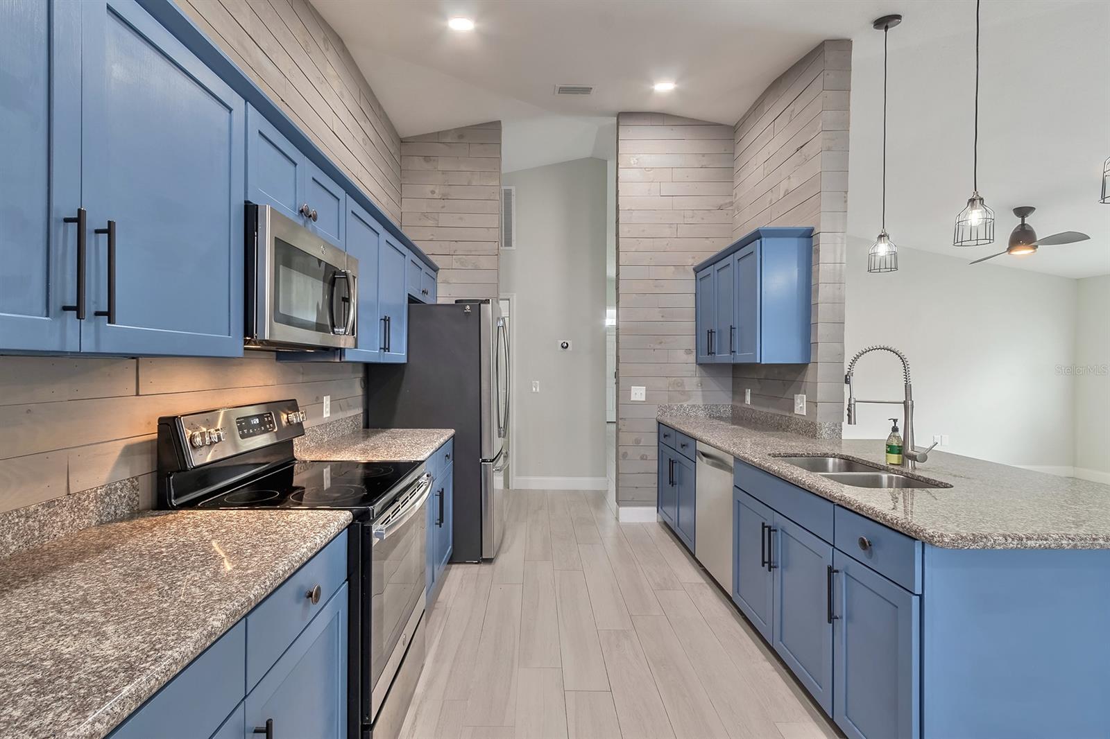 Waters Edge Ph 02 - Residential