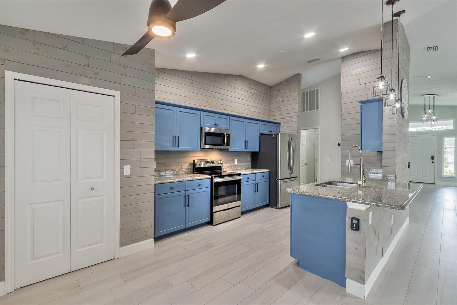 Waters Edge Ph 02 - Residential