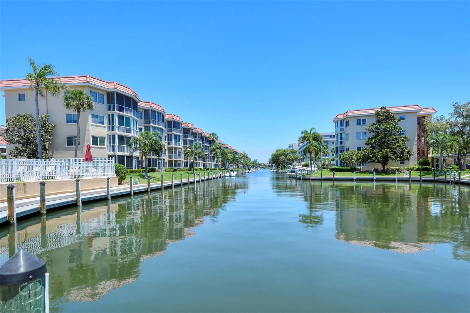 SIESTA HARBOR II - Residential
