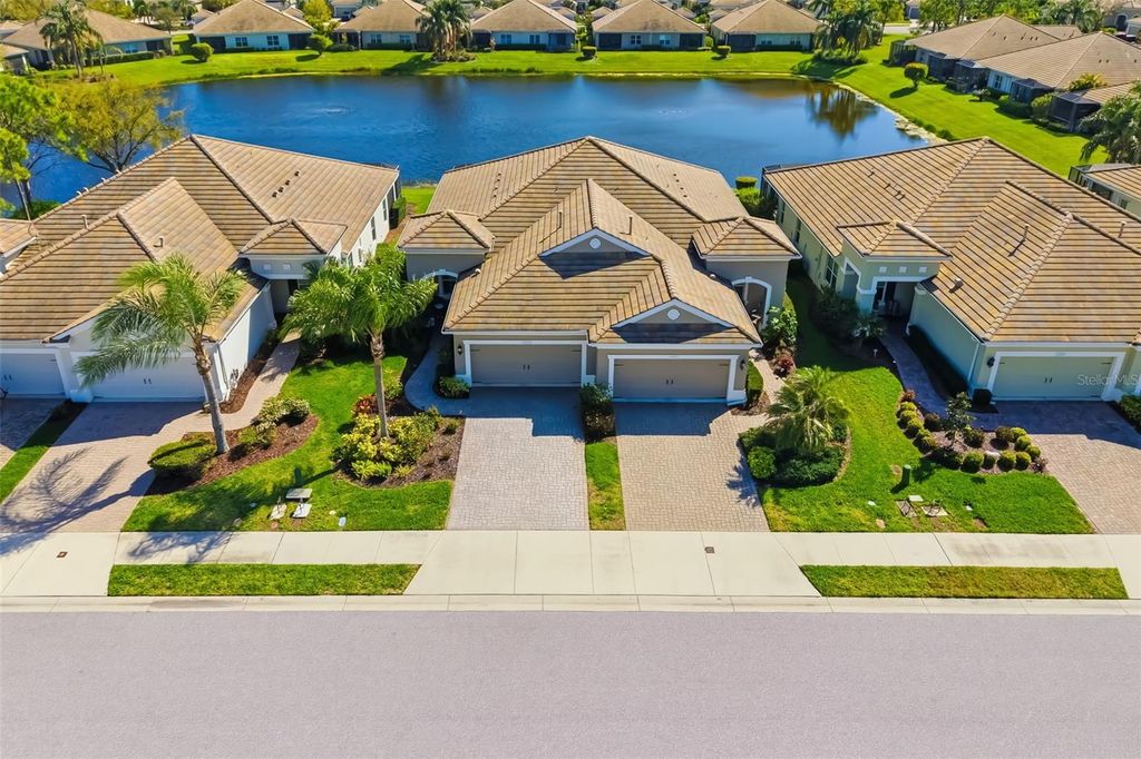 Photo of 5423 Fairfield Boulevard, Bradenton, FL 34203 (MLS # A4685721)