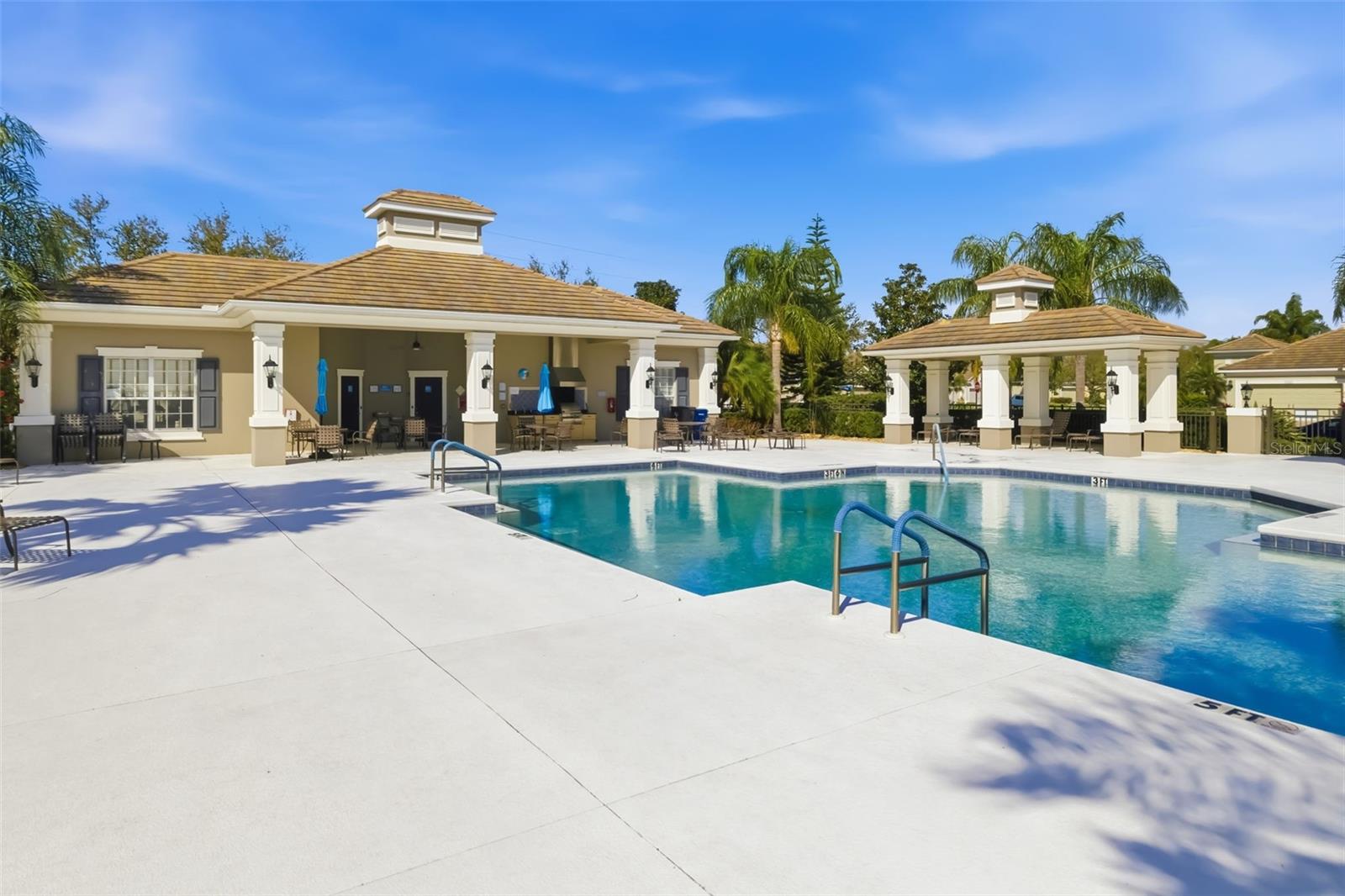 FAIRFIELD - Residential